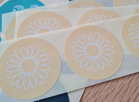 Bloemetje op Geel - 20 Stickers