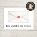 'Een knuffel in een envelop’ – Ansichtkaart
