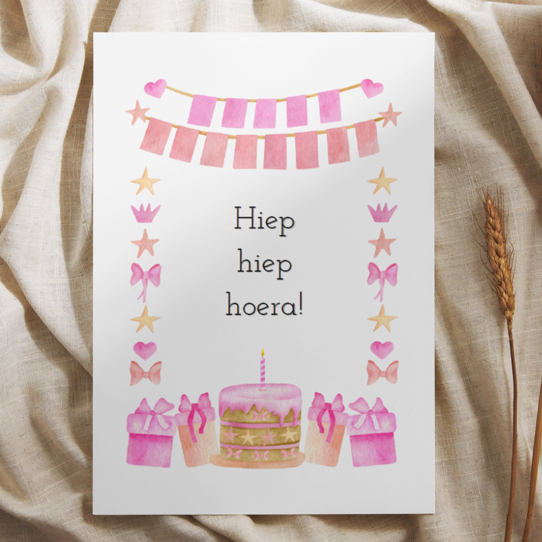 'Hiep hiep hoera!’ – Roze Ansichtkaart