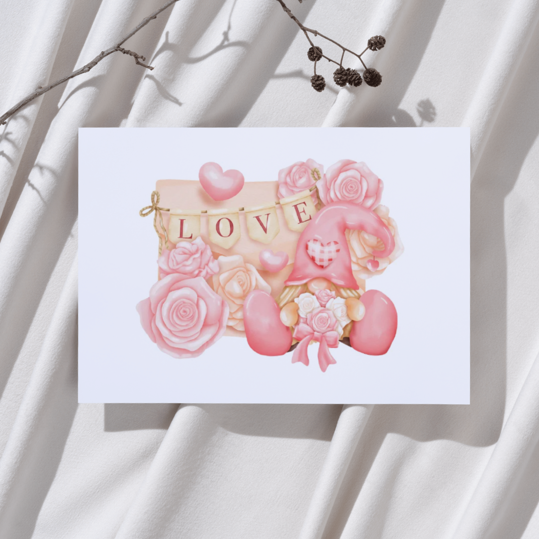'Love’ – Roze Kabouter Ansichtkaart